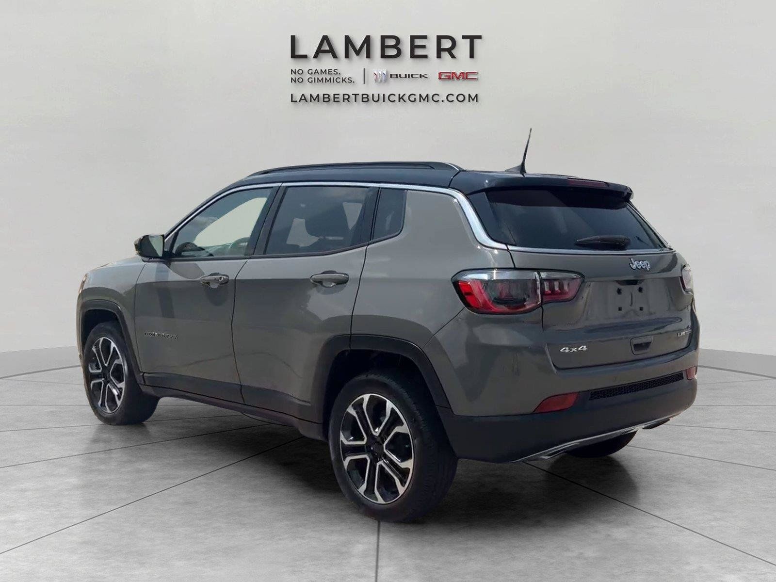 Used 2023 Jeep Compass Limited AWD/4WD image 3