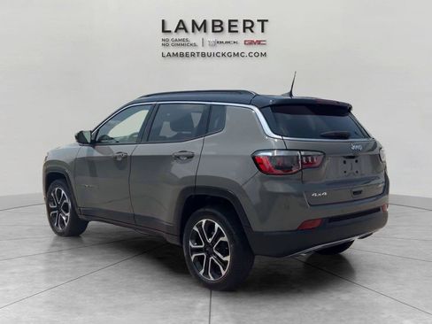 Used 2023 Jeep Compass Limited AWD/4WD image 3