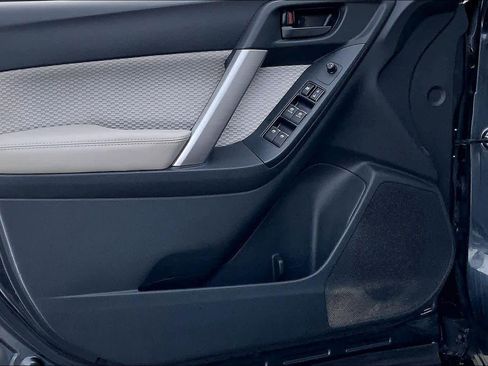 Used 2018 Subaru Forester 2.5i Premium image 22