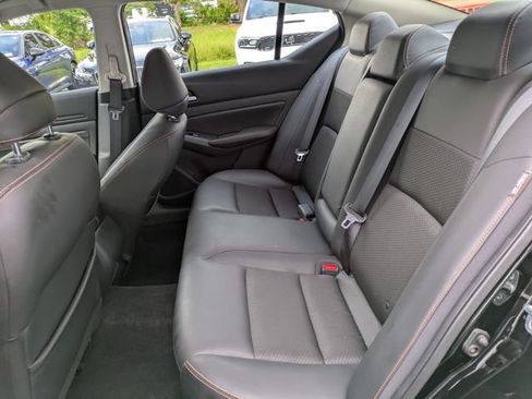 Used 2020 Nissan Altima 2.5 SR FWD image 8