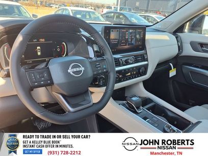New 2026 Nissan Pathfinder SL w/ SL Premium Package