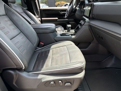 Used 2023 GMC Sierra 1500 AT4X AWD/4WD image 24