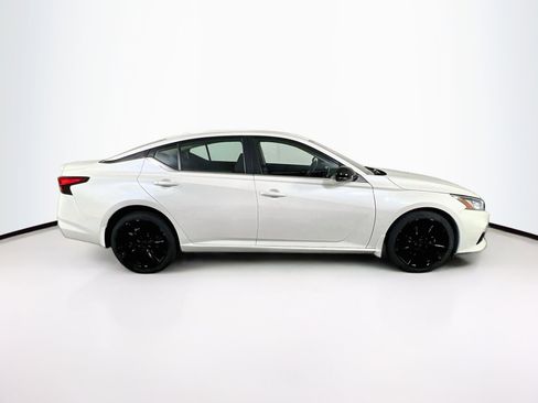 Used 2020 Nissan Altima 2.5 SR w/ Premium Package AWD/4WD image 4