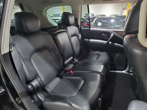 Used 2023 Nissan Armada SL RWD image 21
