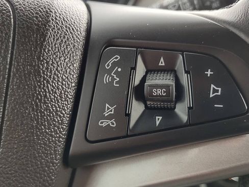 Used 2020 Chevrolet Trax Premier FWD image 17