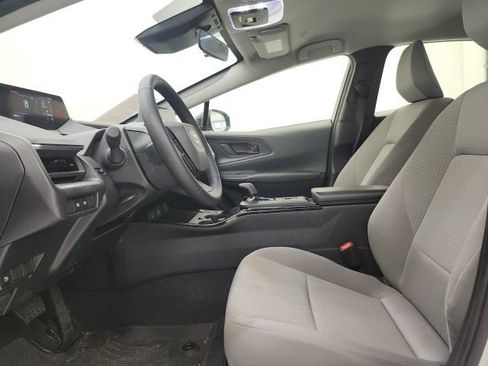 Used 2026 Toyota Prius LE FWD image 15