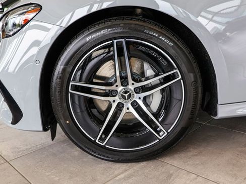 New 2026 Mercedes-Benz E 350 4MATIC Sedan image 9
