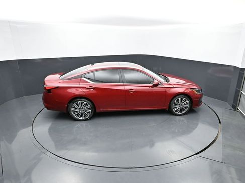 New 2026 Nissan Altima 2.5 SV w/ SV Premium Package AWD/4WD image 16