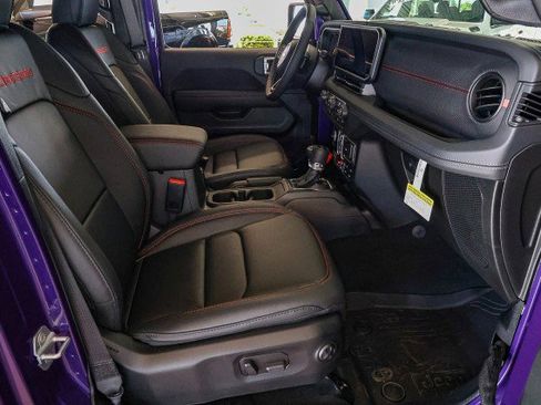 New 2026 Jeep Wrangler Unlimited Rubicon image 32