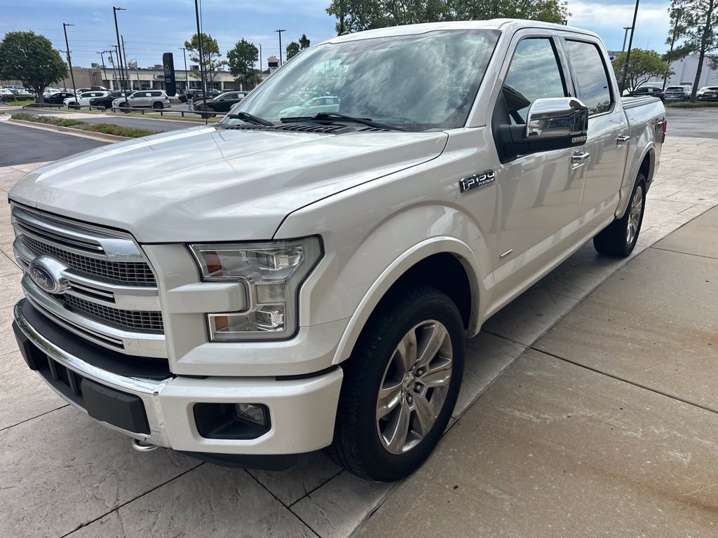 Used 2015 Ford F150 Platinum w/ Equipment Group 701A Luxury AWD/4WD image 1