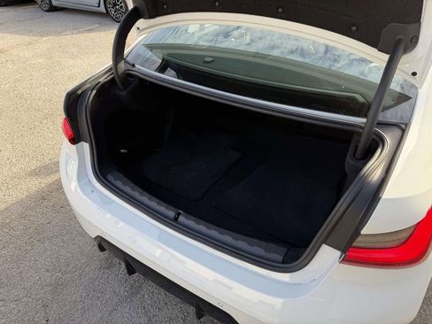 Used 2025 BMW 330i xDrive 330i xDrive image 16