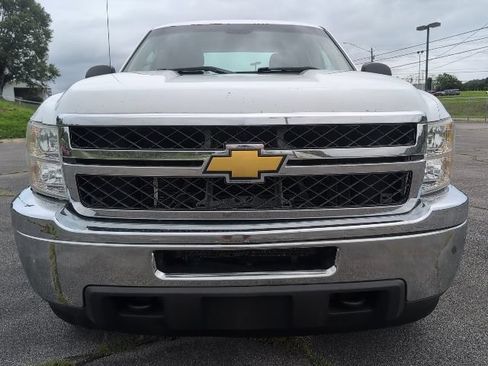 Used 2012 Chevrolet Silverado 2500 W/T AWD/4WD image 3