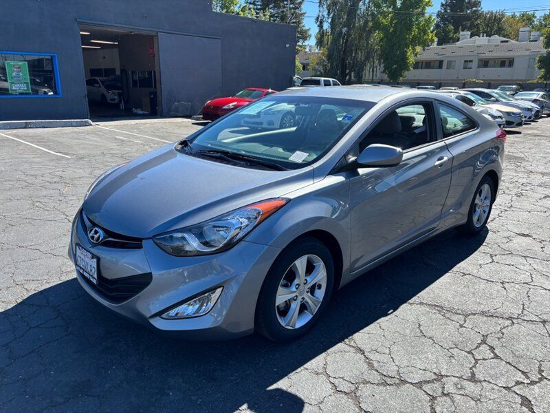 Used 2013 Hyundai Elantra FWD image 9