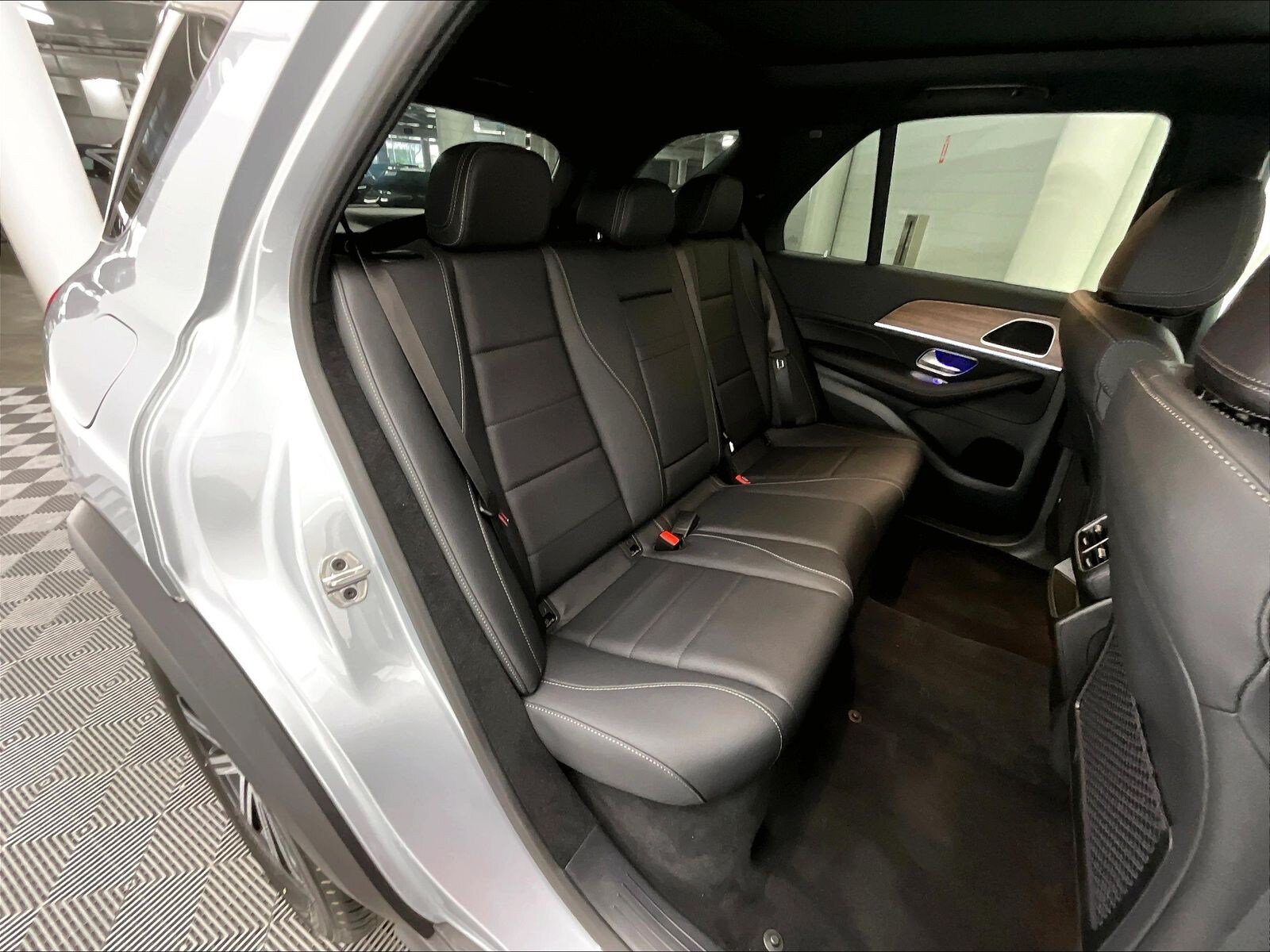 Used 2026 Mercedes-Benz GLE 350 4MATIC image 17