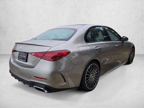 Used 2022 Mercedes-Benz C 300 Sedan image 5