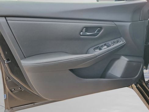 Certified 2025 Nissan Sentra S w/ Trunk Package image 17