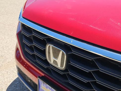 Used 2024 Honda Pilot EX-L image 13