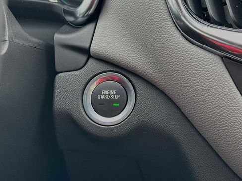 New 2024 Chevrolet Equinox LS w/ LS Convenience Package image 19