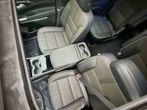 New 2026 Chevrolet Traverse High Country w/ LPO, Floor Liner Package image 24