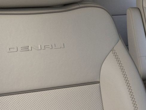 New 2026 GMC Yukon XL Denali image 23