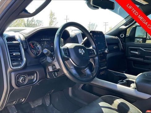 Used 2023 RAM 3500 Laramie AWD/4WD image 9