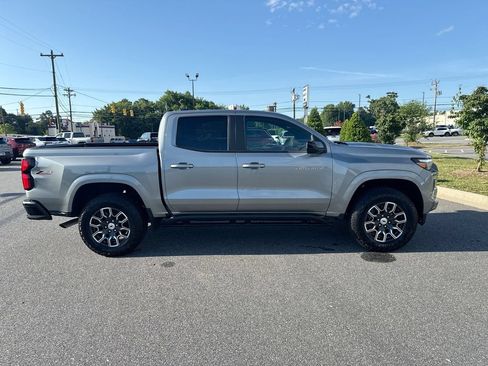 Used 2026 Chevrolet Colorado Z71 AWD/4WD image 7