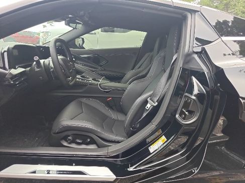 Used 2026 Chevrolet Corvette Stingray Preferred Conv w/ Stealth Interior Trim Package RWD image 9