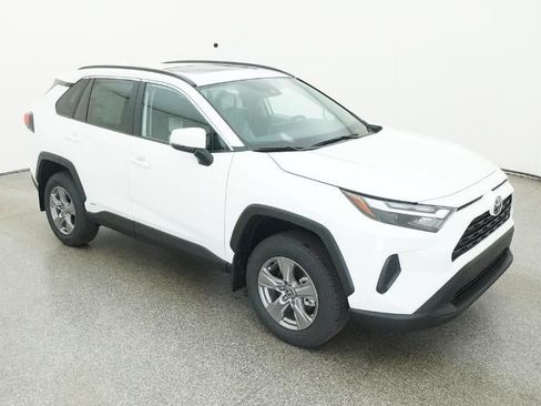 New 2025 Toyota RAV4 XLE image 13