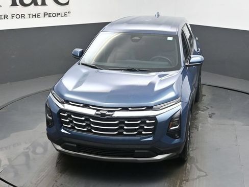 New 2026 Chevrolet Equinox LT w/ Convenience Package II FWD image 37