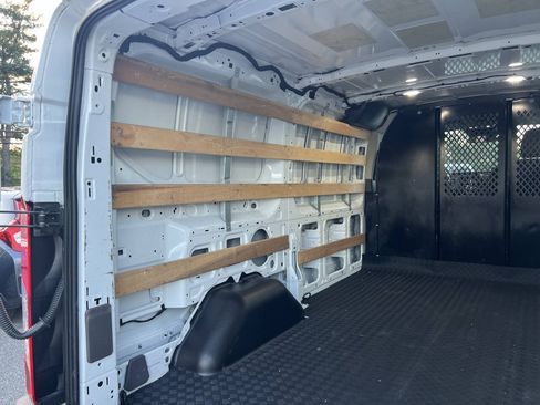 Used 2023 Ford Transit 250 Low Roof w/ Exterior Upgrade Package RWD image 11