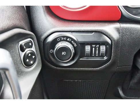 Used 2020 Jeep Wrangler Unlimited Rubicon AWD/4WD image 19
