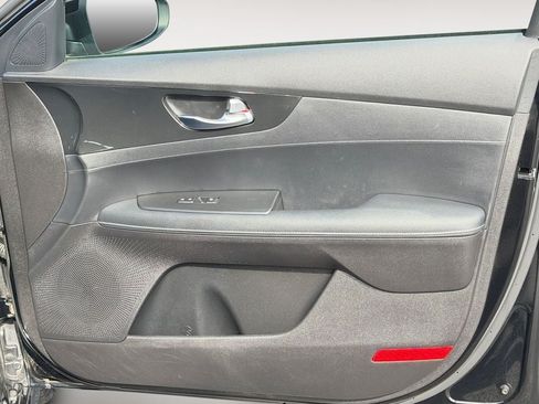 Used 2023 Kia Forte GT-Line w/ GT-Line Technology Package FWD image 25
