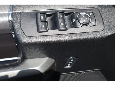 Used 2016 Ford F150 XLT w/ Equipment Group 302A Luxury AWD/4WD image 17