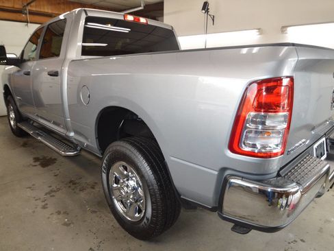 Used 2024 RAM 2500 Big Horn w/ Bed Utility Group image 21