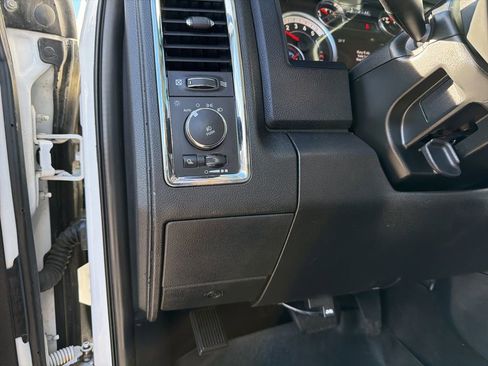 Used 2017 RAM 2500 Laramie w/ Sport Appearance Group AWD/4WD image 15