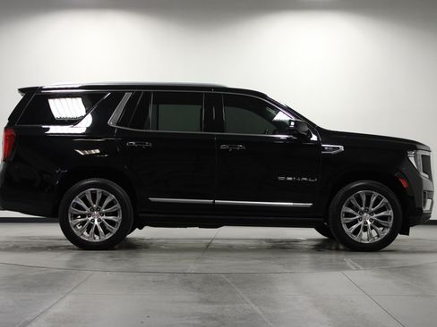 Used 2022 GMC Yukon Denali AWD/4WD image 3