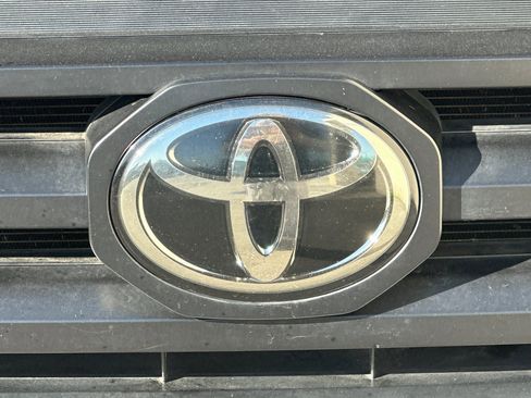 Used 2021 Toyota Tacoma SR image 36