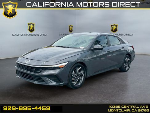 Used 2025 Hyundai Elantra Sport FWD image 1