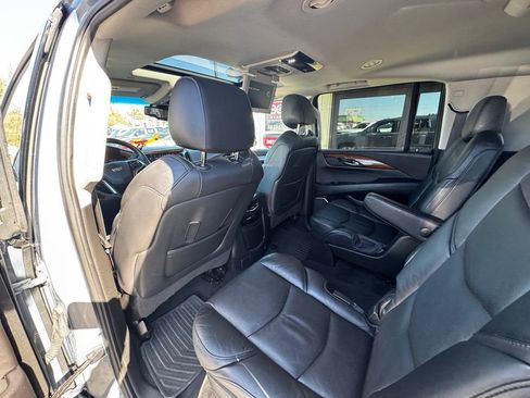 Used 2016 Cadillac Escalade ESV Premium AWD/4WD image 46