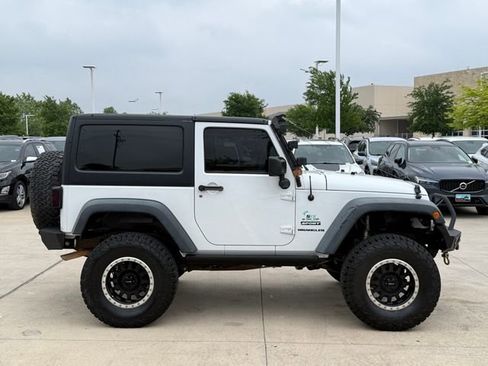Used 2017 Jeep Wrangler Sport w/ Quick Order Package 24S AWD/4WD image 5