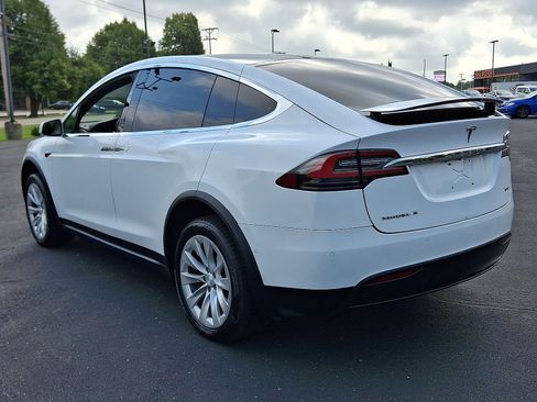 Used 2018 Tesla Model X 75D AWD/4WD image 22