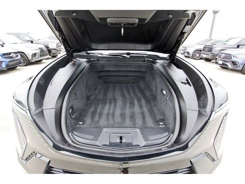 Used 2025 Cadillac Escalade IQ Sport 2 AWD/4WD image 33