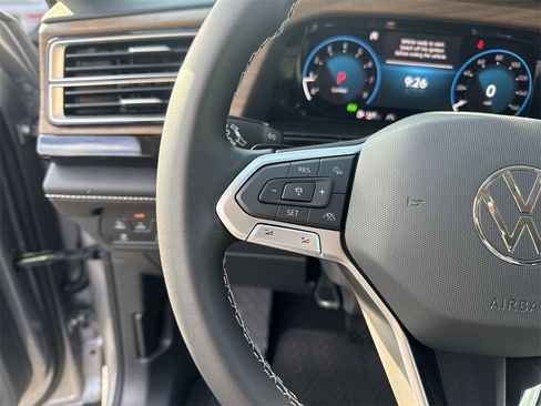 New 2026 Volkswagen Atlas SE image 17