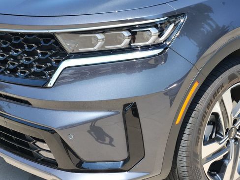 Certified 2022 Kia Sorento SX Prestige AWD/4WD image 15