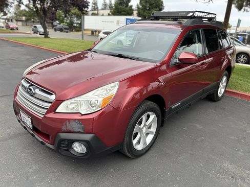 Used 2013 Subaru Outback 2.5i Premium AWD/4WD image 7