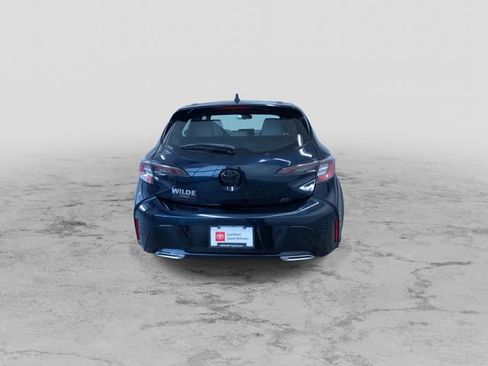 Used 2022 Toyota Corolla SE w/ SE Preferred Package FWD image 8