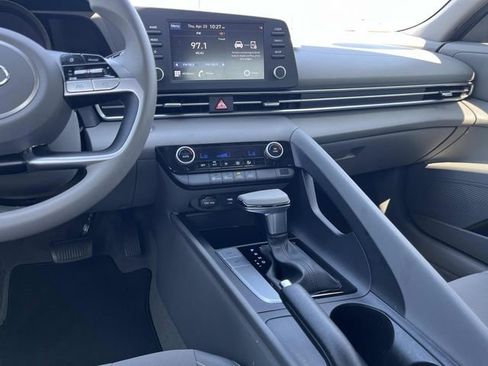 Certified 2021 Hyundai Elantra SEL w/ Cargo Package FWD image 14