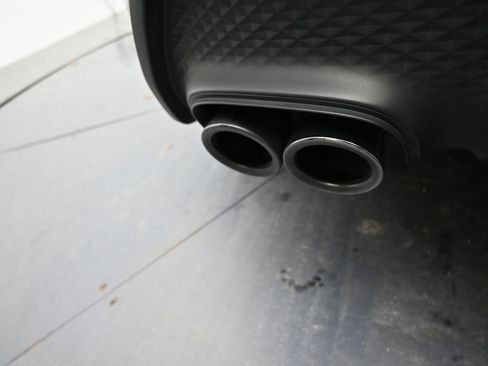 Used 2024 Porsche Macan Turbo image 49