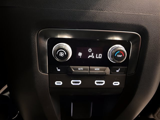 Certified 2024 GMC Yukon Denali Ultimate w/ LPO, Illumination Package AWD/4WD image 14