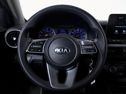 Used 2021 Kia Forte LXS FWD image 25